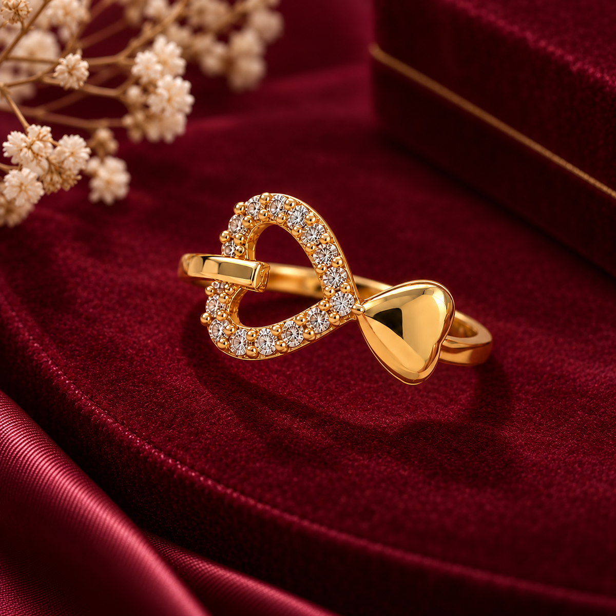 Heart Link Ring, alternate view